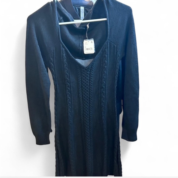 NWT Free People Knit Sweater Dress with Sexy Cut Out Back in Black, Size Large - Picture 5 of 6